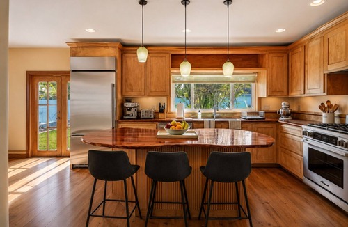 River District House | Waterfront 4 BR w/Pool 15 min to IMG/AMI