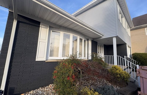 Osbornsville House | Waterfront 7-bed, 5 bath with gaming, hot tub & pool on Kettle Creek Bay NJ