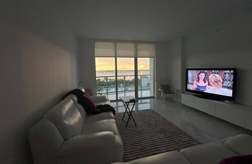 Fort Myers Condo | Waterfront apartment