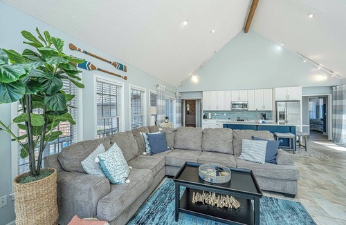 Summerton House | Waterfront, Dock, Boat Landing.The Calm On The Cove Sleeps 8!