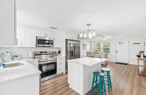 Hudson Beach Estates House | Waterfront Escape/Pool, Kayaks & Gulf Access
