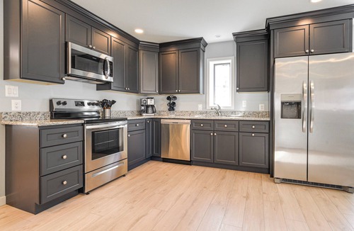 Charlestown House | Waterfront Historical District Home Near River