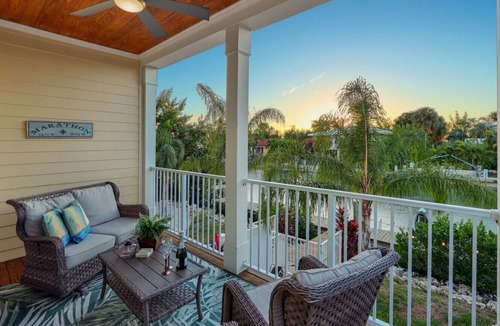 Marathon Villa | Waterfront Home w/Private Pool, Dock, Bikes, Kayak, Paddleboards. and so much more!