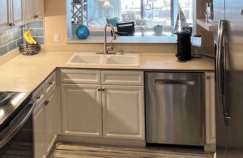 Isles of Capri Condo | WATERFRONT PARADISE-1ST FLOOR LUXURY 2/2 CONDO ON TROPICAL ISLAND-ISLES OF CAPRI