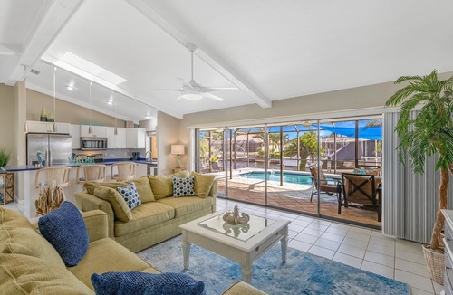 Fort Myers Villa | Waterfront Pet Friendly Villa, Heated Pool & Pool Table- Villa Nautical Breeze - Roelens Vacations