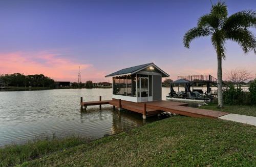 Westchase House | Waterfront Pool Pickleball Basket Sleeps 18