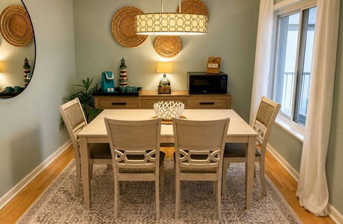 Bayview Condo | Waterfront Resort Condo w/Beach
