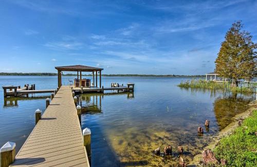 Winter Haven House | Waterfront Winter Haven Home with Dock & Hot Tub!