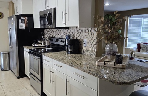 Lochmoor Waterway Estates House | Waterside 4 Bedroom home with pool