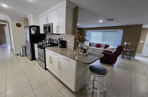 Lochmoor Waterway Estates House | Waterside 4 Bedroom home with pool