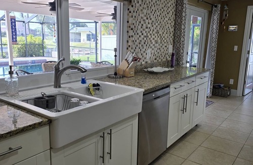 Lochmoor Waterway Estates House | Waterside 4 Bedroom home with pool