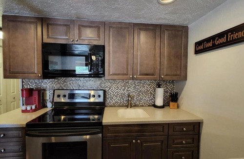 River Ranch Apartment | Welcome to the Ranch! Spacious LUXURY FAMILY SUITE 202