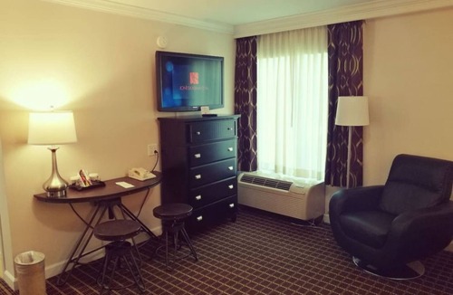 West Orange Hotel | West Orange Fresh Peaceful with Gym. Rest & Relax