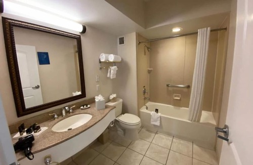 West Orange Hotel | West Orange Fresh Peaceful with Gym. Rest & Relax