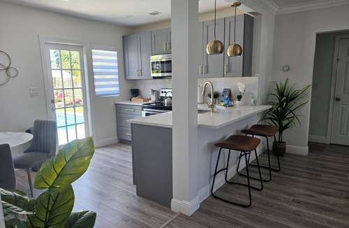 Poiciana Park II House | West Palm Beach Tropical Oasis-5 minutes from Downtown West Palm Beach Florida