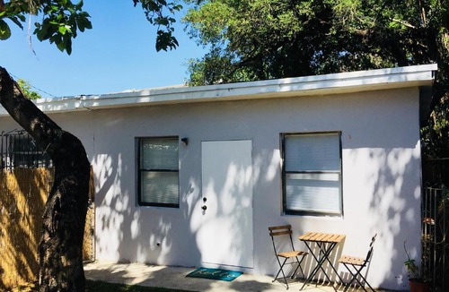 Allapattah House | West Wynwood Guest House