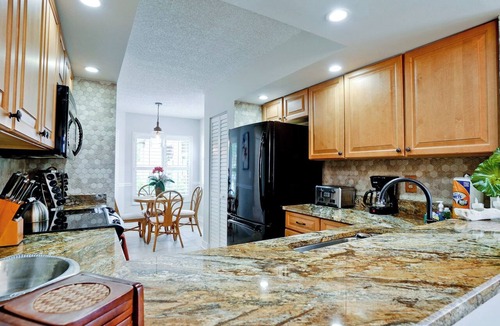Trailer Estates Apartment | WG Shorewalk, Pools, Tennis, Pickle Ball, near Beaches Anna Maria Island and IMG