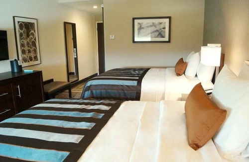 Doral Hotel | Wingate By Wyndham Miami Airport