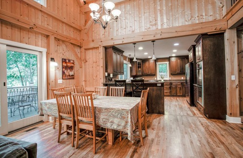 Fairview Cabin | Winters Haven | Luxurious Asheville Mountain Cabin | Exclusive Pool, Hot Tub, & Pet Friendly!