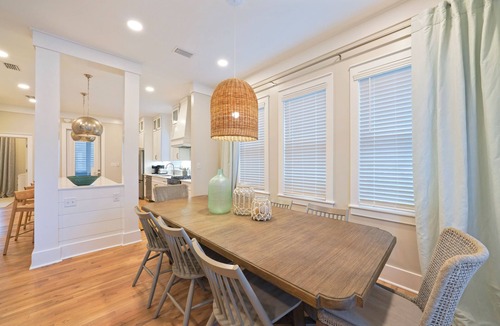 Seaside House | Wow Renovation, Nice Porches, & Tower, 4 Houses to Beach in Seaside + 2 Bikes