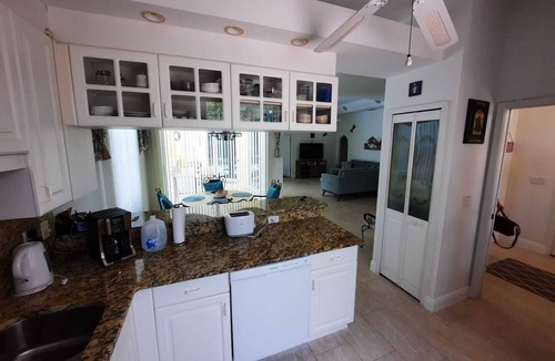 Lehigh Acres Villa | Wunderschöne Villa auf Einem Über 6.000 qm Grundstück