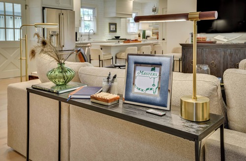 National Hills House | Year-Round Charming 5-Bedroom Retreat One Block from Historic Magnolia Lane