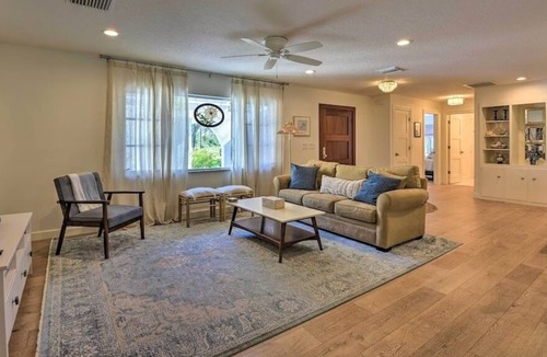 Lake Sarasota House | Your own private oasis in beautiful Sarasota