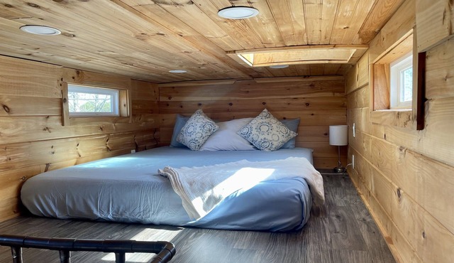 1 Bed/1Bath Tiny House in Maiden