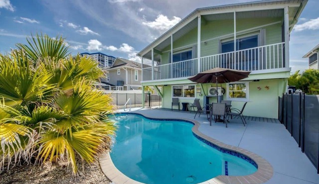 113 Gulfview Pool Oasis Steps from the Beach