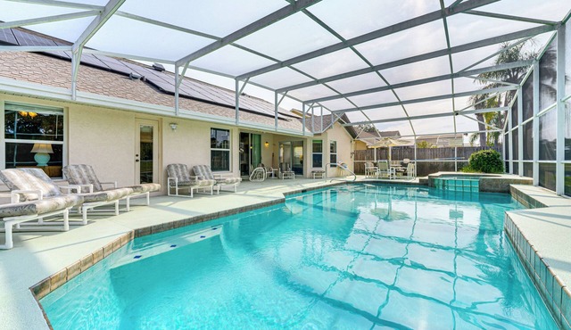 12 Mi to Disney: Secluded Family Home w/Pool