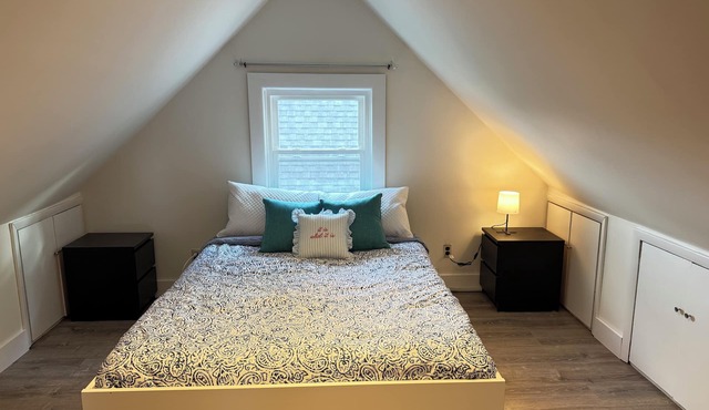 2-bedroom apartment in Montclair, 2 min to NYC/World Cup Train & Restaurants