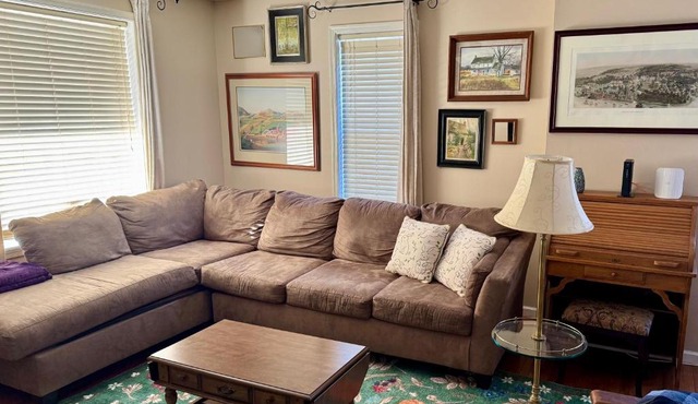 2 BR Whole-house rental Explore Historic Bethlehem