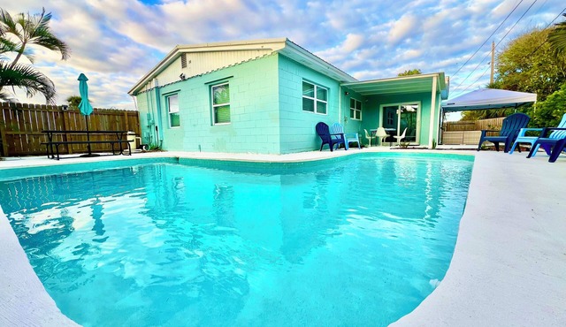 20% Off/3-bedroom house/Pool/5 Min to the Beach/Satellite Beach/7 Persons