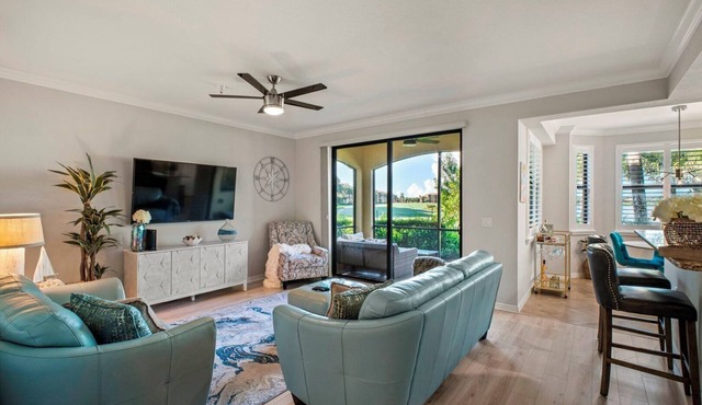212 Bonita National Condo