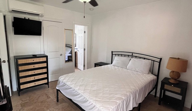 215 Traditional Room in a waterfront hotel in Singer Island, FL