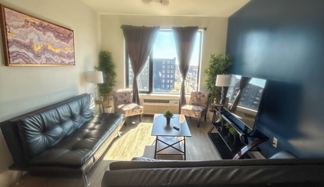 2BR apt near EWR 6yc2