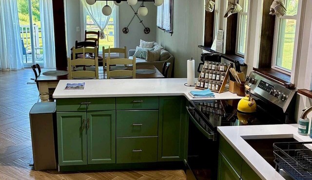 2BR Barnhouse with Horse Farm Views near Diamond Notch Falls in Hunter