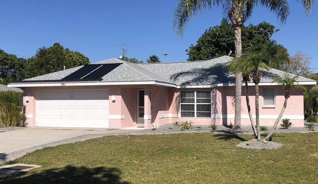 2BR Beautiful Venice Home with Private Pool