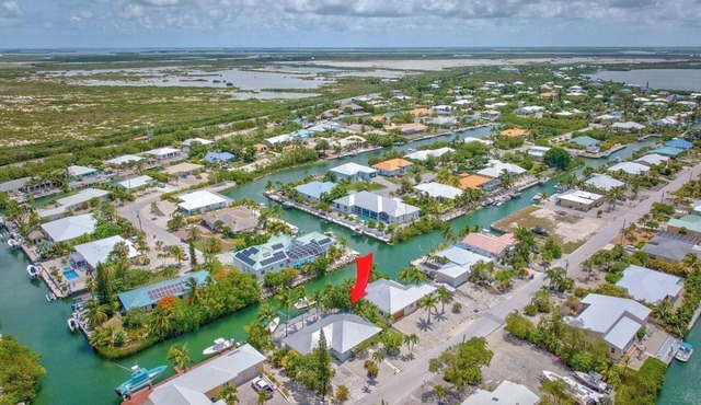 3-bedroom waterfront house in fabulous Cudjoe Key