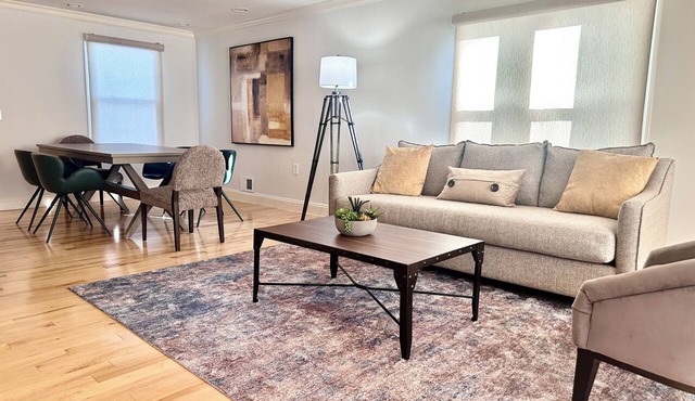 3BR 2BA Home · 5-Min Walk to Train · Easy Access to NY NJ MetLife Stadium