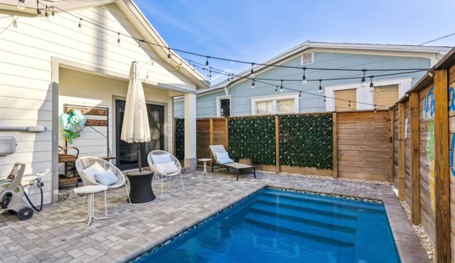 3BR 3BA Heated Pool Downtown