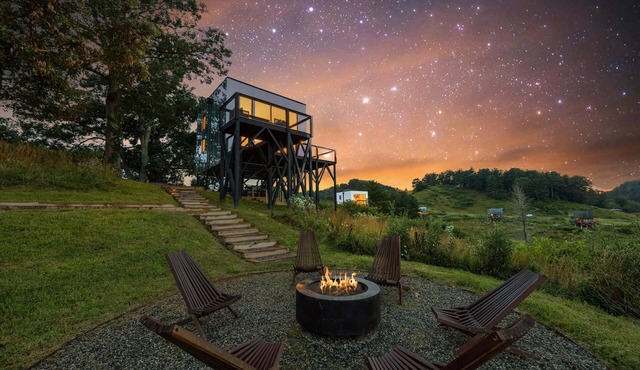 3BR Cabin Escape with Hot Tub & Mountain Views