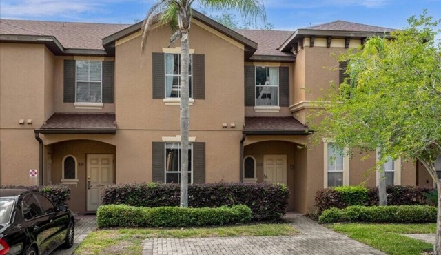 4 Bedrooms/3 Bathrooms/Regal Palms (331 MA)