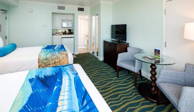 4 Cozy Balcony Rooms w/Resort Views & Adventure at RumFish Beach Resort