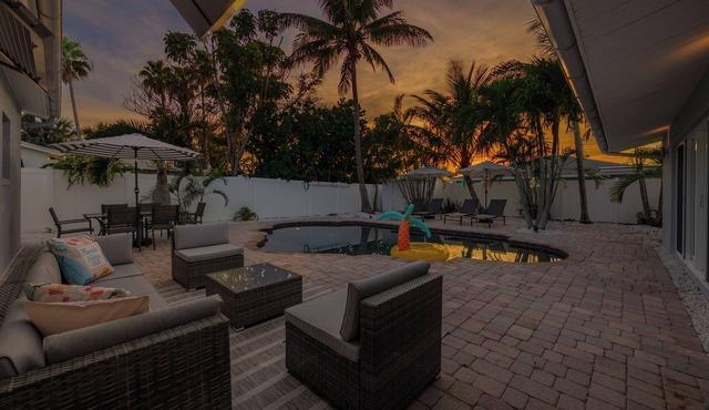 4BR Family Oasis - Heated Pool - Walk to Beach