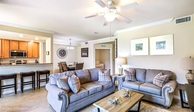5513 Bonita National Condo