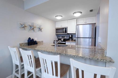 Adorable Coastal-Themed 1 Bedroom Condo on Captiva - Snook Villa at South Seas 3118
