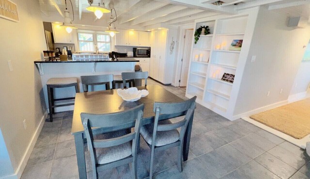 After Dune Delight: Beachfront & Access! Condo in Newbury