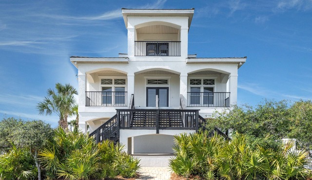 ALL ABOUT COASTAL STYLE.