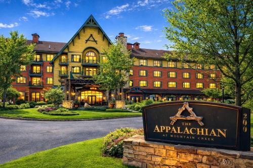 Appalachian Hotel Pool Hot Tub Sauna Gym Studio 225